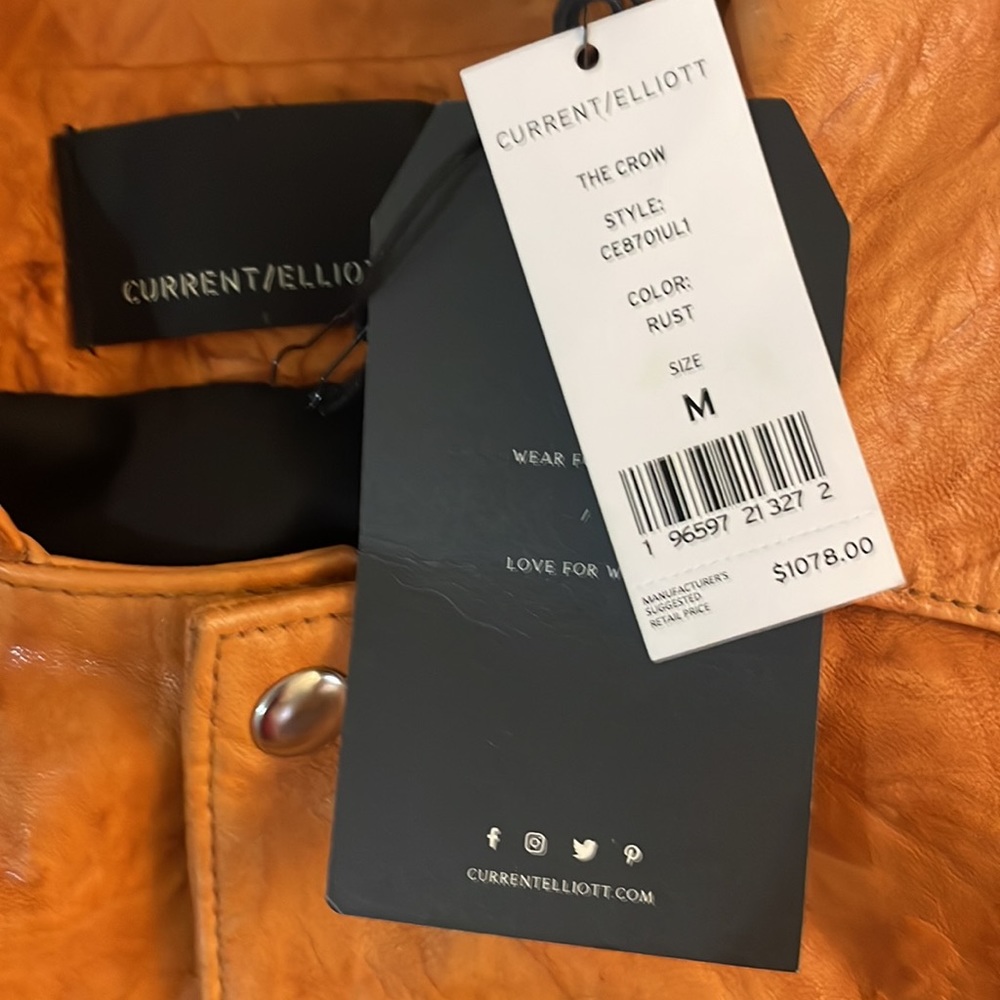 NWT Current Elliott The Crow leather suede jacket in rust
Size Medium $1078 - Picture 9 of 14